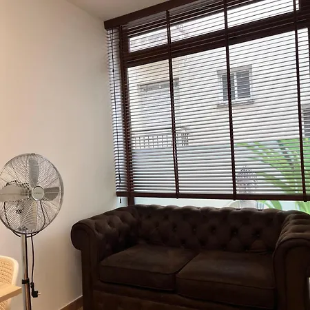 Apartamento Estudio Bajo La Escalera